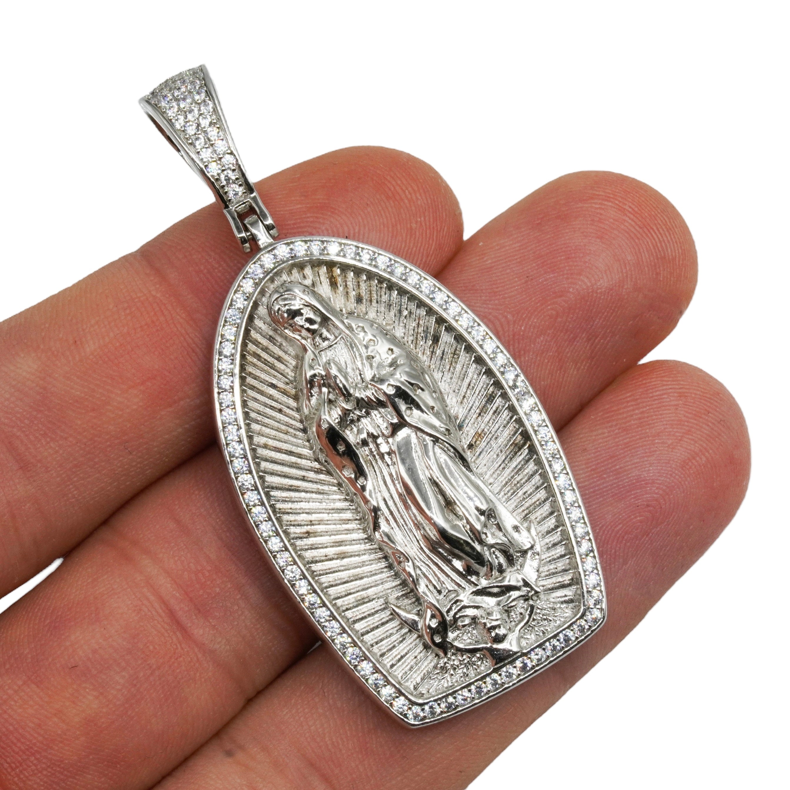 Dije virgen de Guadalupe